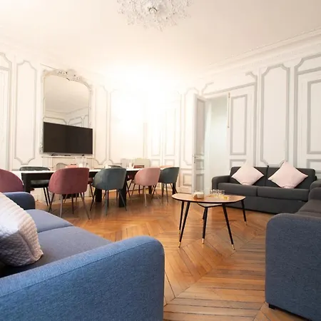 Aparthotel Dreamyflat - Champs Elysees 3*